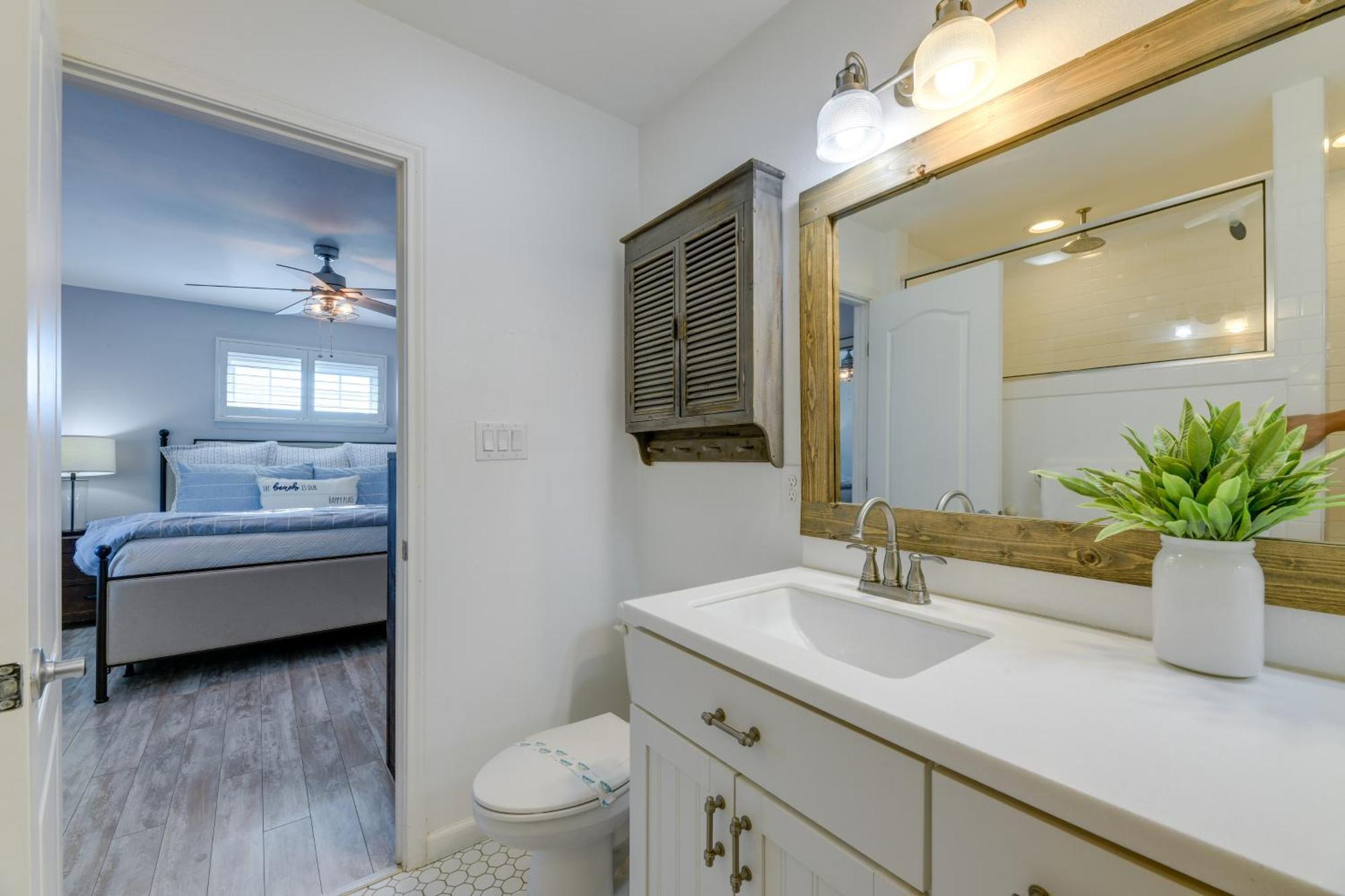 Trendy Port Aransas Home With Private Pool And Deck! ภายนอก รูปภาพ
